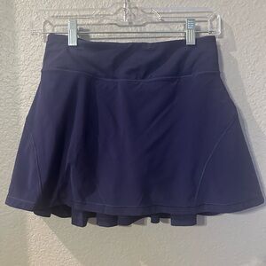 Lululemon circuit breaker skirt Size 2 Tall Navy